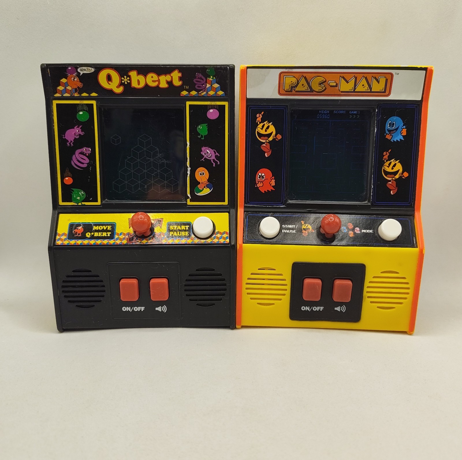 Retro Mini Arcade Pac-Man & Qbert Bandai Namco Basic Fun Lot Of 2 Games Working