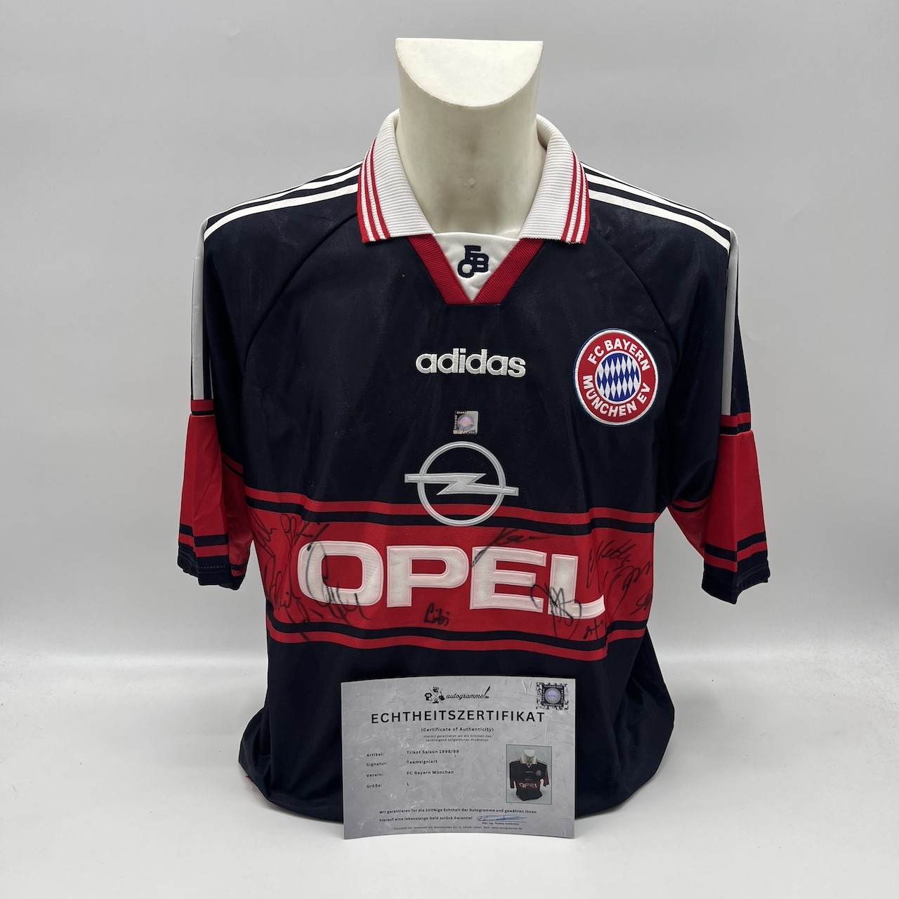 FC Bayern München Signed Jersey 1998/1999 Adidas L White COA