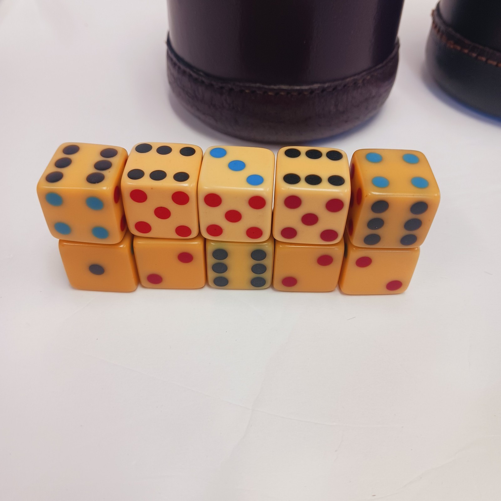 Vtg Leather Dice Cups With Ribbed Lining & 10 Vtg 5/8
