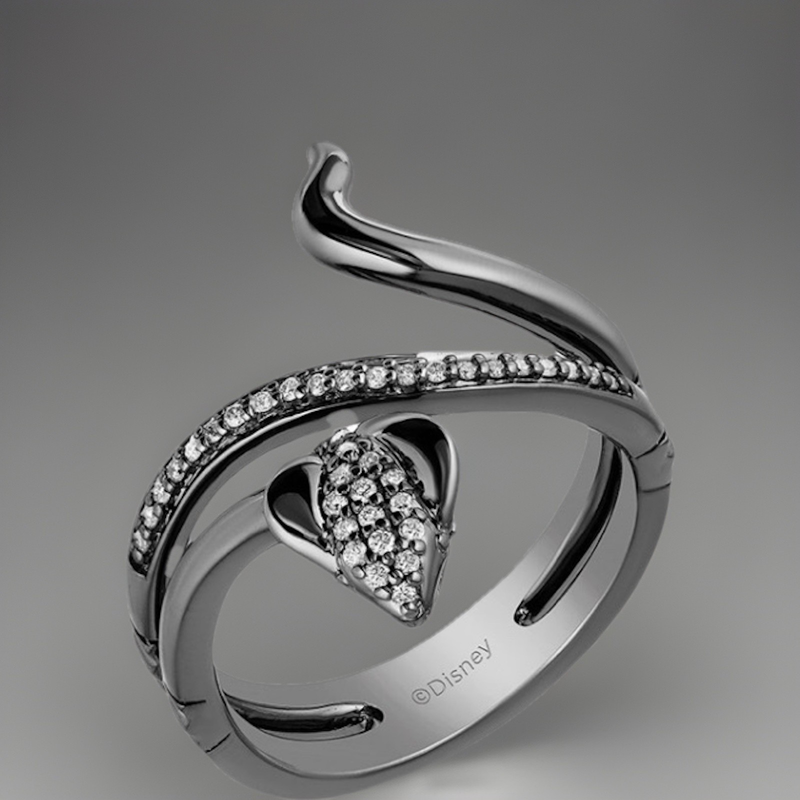 Disney Enchanted Zales Fine Jewelry Jafar Snake Ring Size 6- 1/6 Ct Tw Diamonds Disney Enchanted Zales Fine Jewelry Jafar Snake Ring Size 6- 1/6 Ct Tw Diamonds