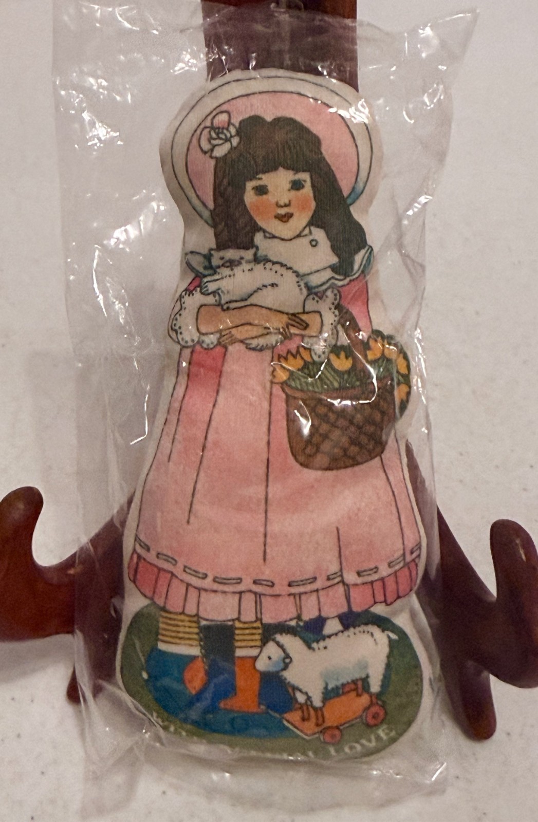 Vintage 1985 80s AVON Little Girl SPECIAL LOVE SACHET Vintage 1985 80s AVON Little Girl SPECIAL LOVE SACHET