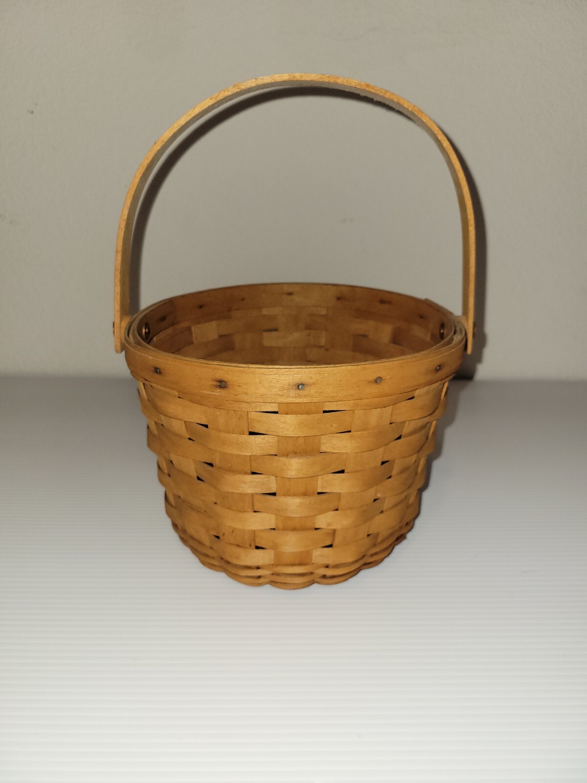 Vintage Longaberger 1993 Circular Small Basket No Lid Vintage Longaberger 1993 Circular Small Basket No Lid