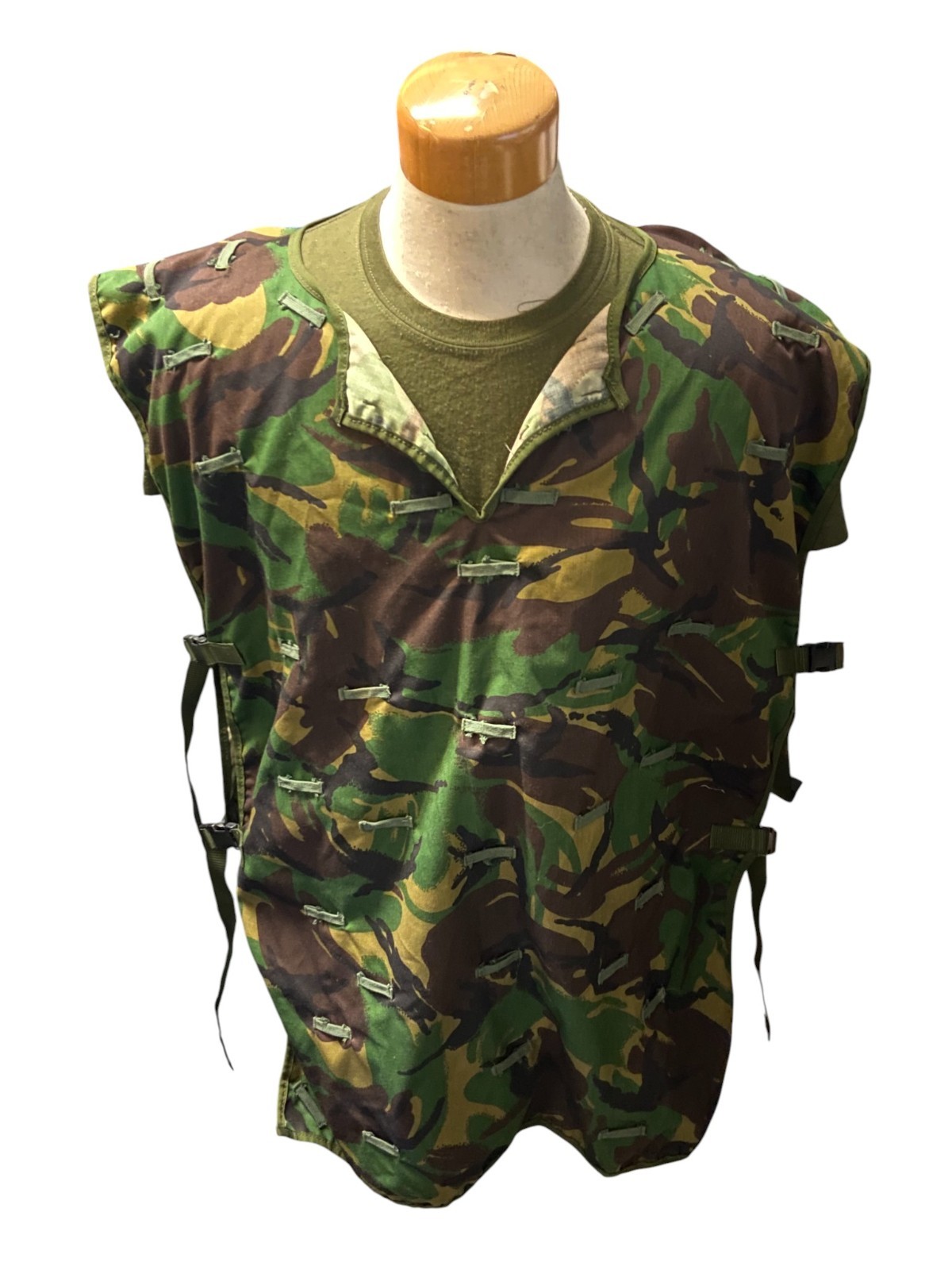 British Armed Forces Special Air-Sea Services DPM Sniper\'s Brush Apron British Armed Forces Special Air-Sea Services DPM Sniper\'s Brush Apron