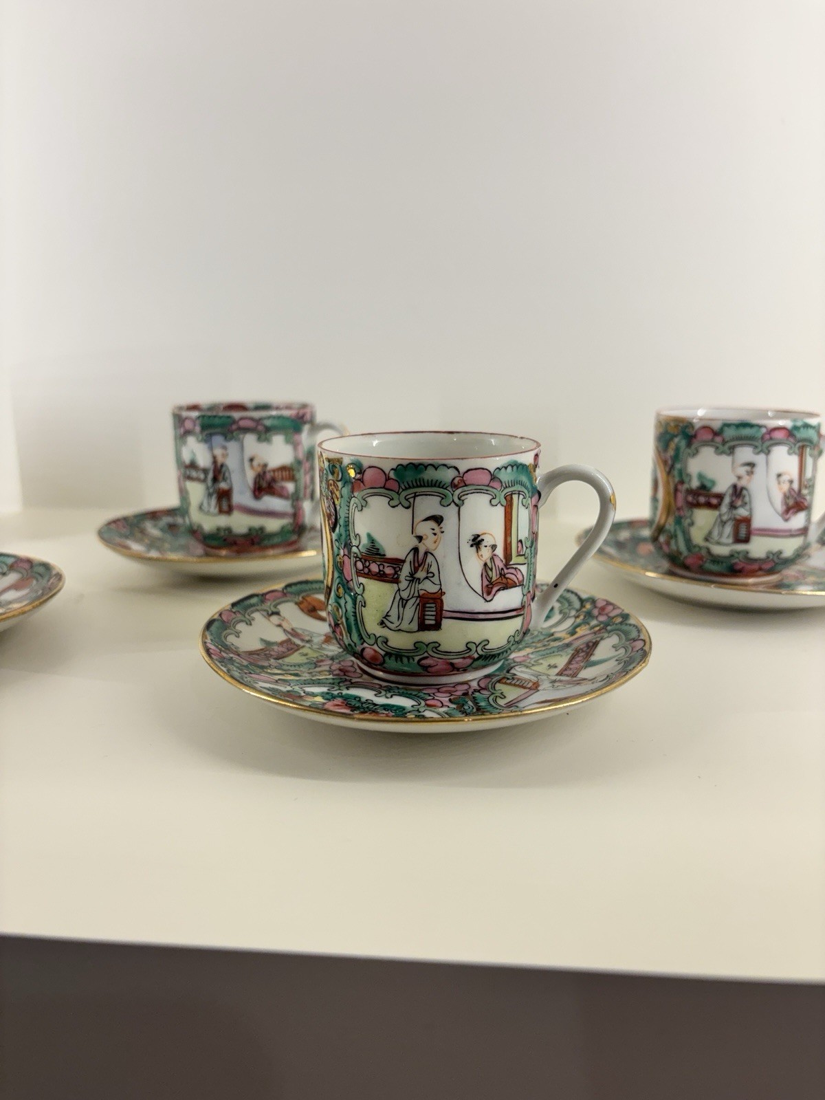 Set of 5 Rose Medallion Demitasse Cups and Saucers Vintage Set of 5 Rose Medallion Demitasse Cups and Saucers Vintage