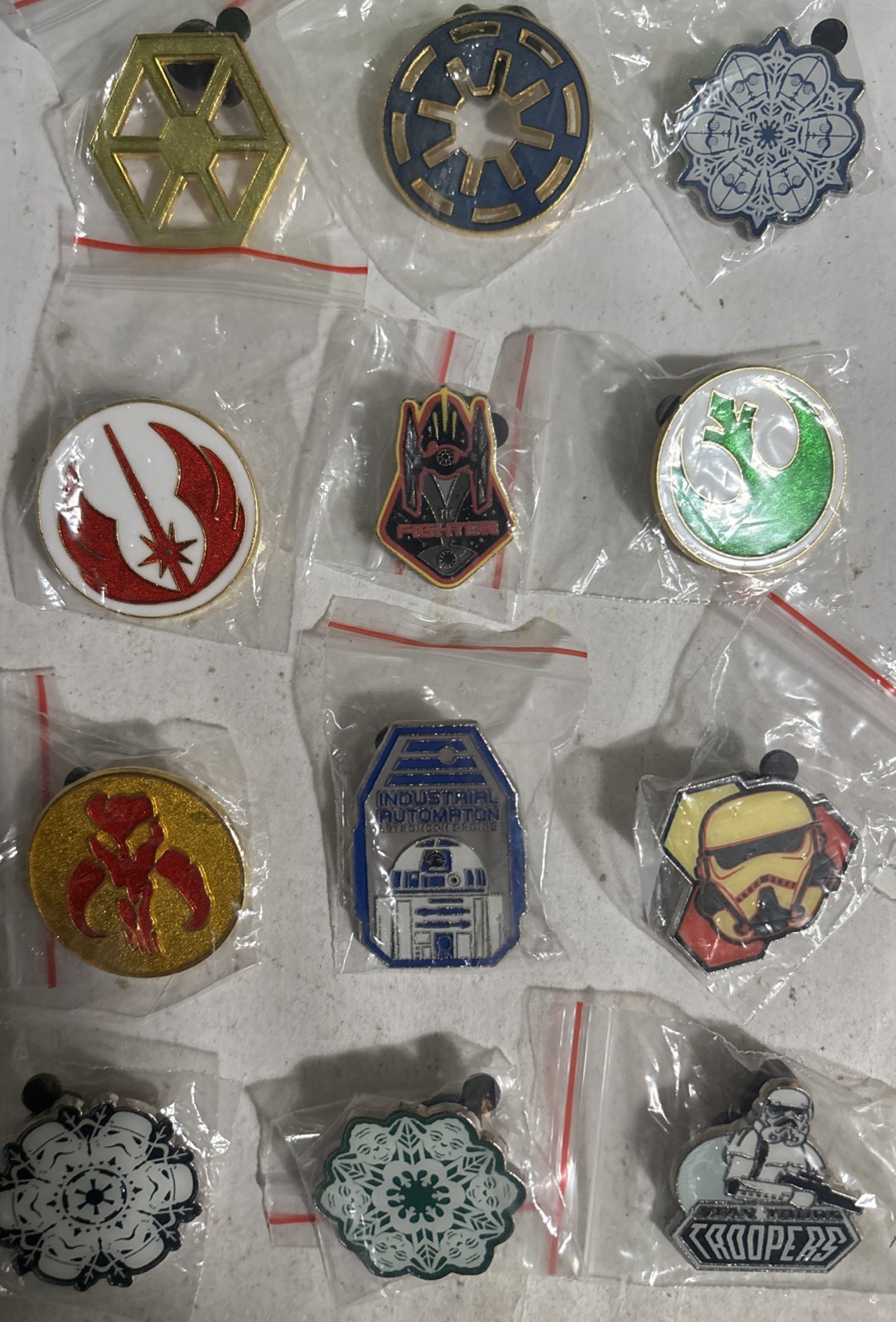 Disney Star Wars Only Pins lot of 12 Disney Star Wars Only Pins lot of 12