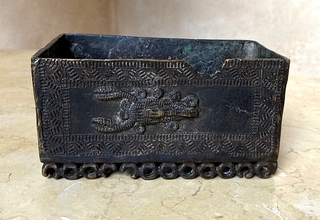 ANCIENT EGYPTIAN APOTROPAIC BOX LATE PERIOD TO PTOLEMAIC PERIOD, 640-30 B.C.