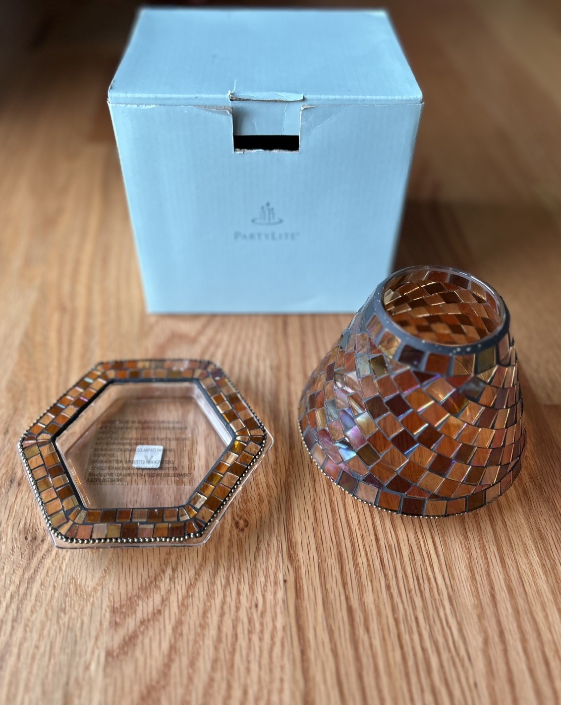 Partylite GLOBAL FUSION Mosaic Glass Candle Holder HB3105U Decorative Shade Tray Partylite GLOBAL FUSION Mosaic Glass Candle Holder HB3105U Decorative Shade Tray