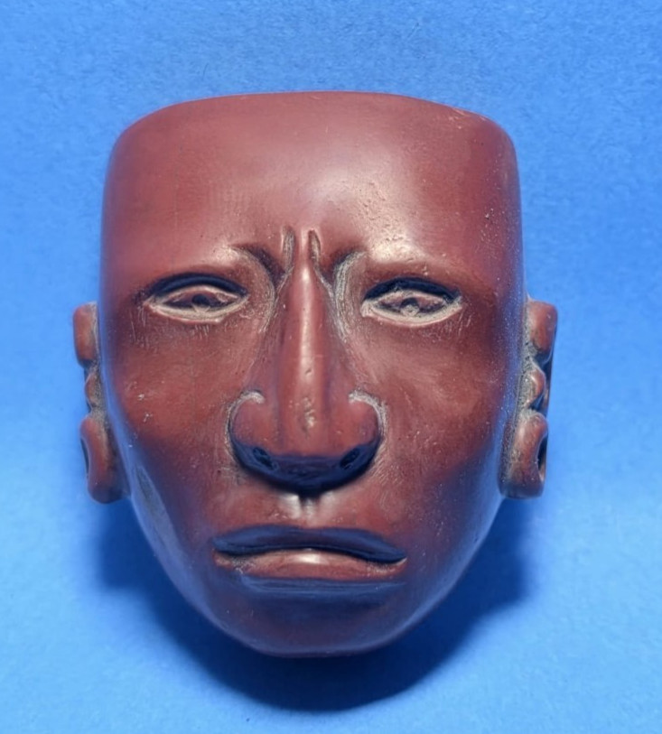 PRE-COLUMBIAN TEOTIHUACAN JASPER TONATIUH SUN GOD MASK PENDANT