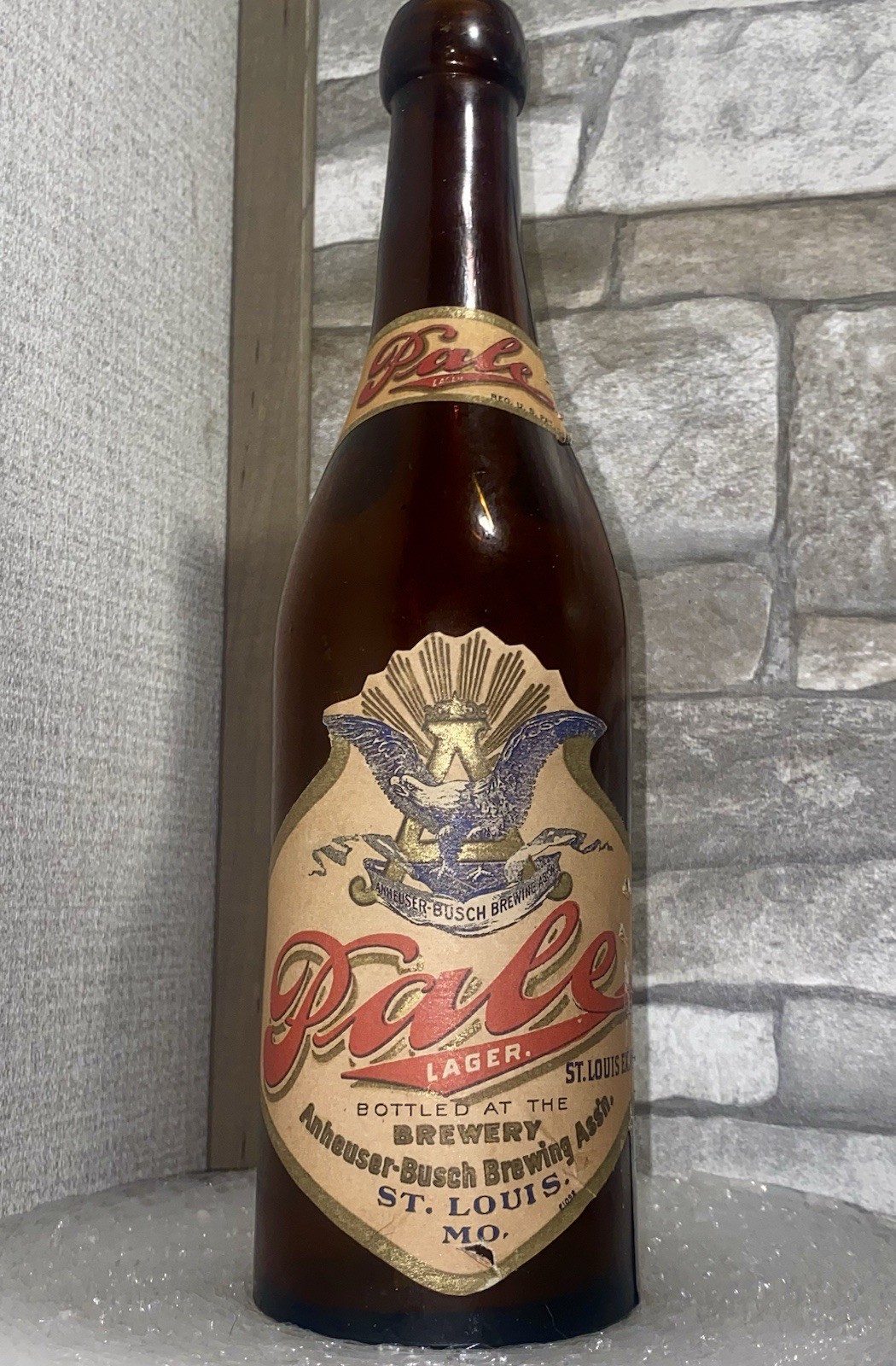 Pale Lager Beer Bottle, Anheuser Busch St. Louis, MO. Pre-Prohibition. Budweiser Pale Lager Beer Bottle, Anheuser Busch St. Louis, MO. Pre-Prohibition. Budweiser