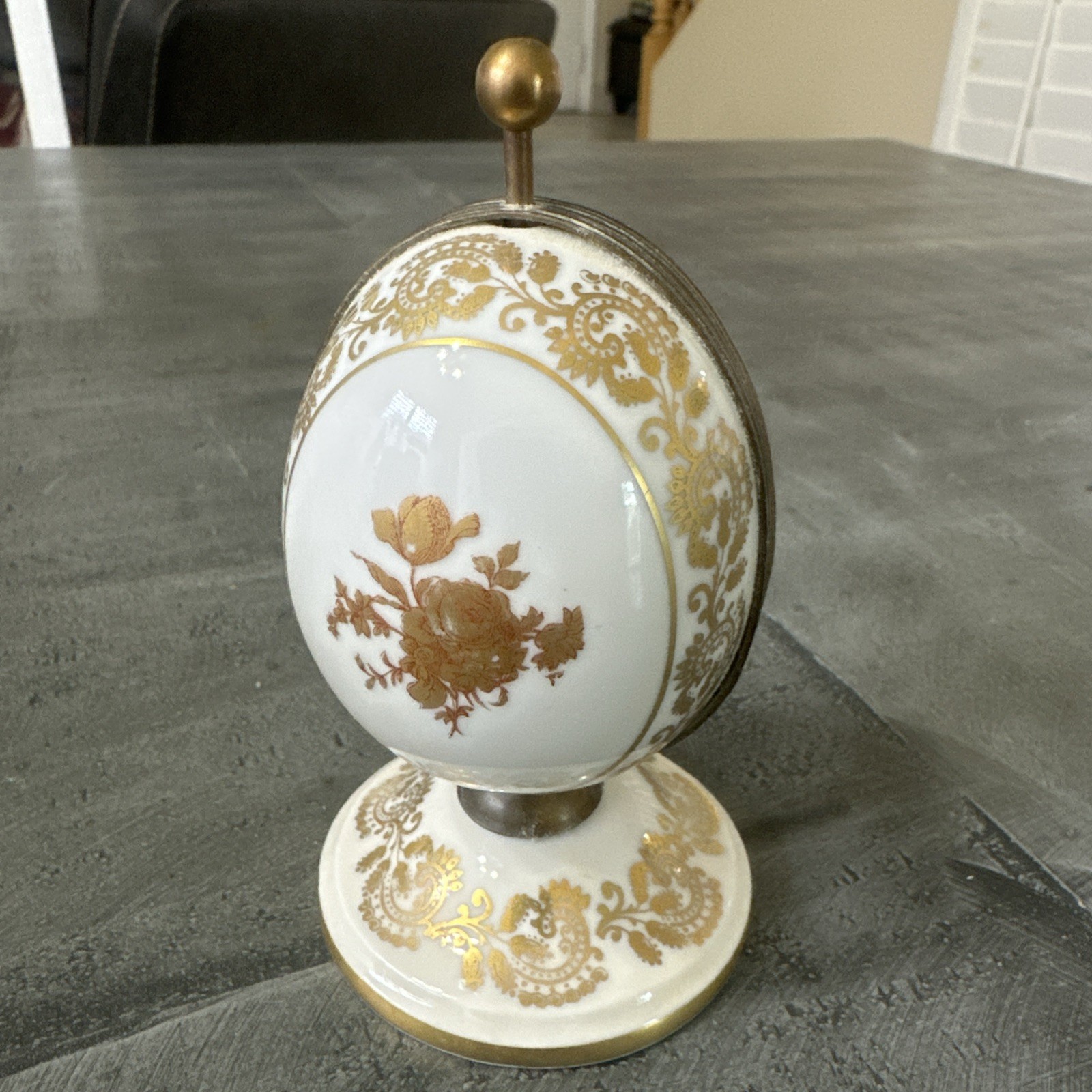 Vintage Goumot-Labesse Limoges Porcelain Hinged Egg Perfume Casket No Bottles Vintage Goumot-Labesse Limoges Porcelain Hinged Egg Perfume Casket No Bottles