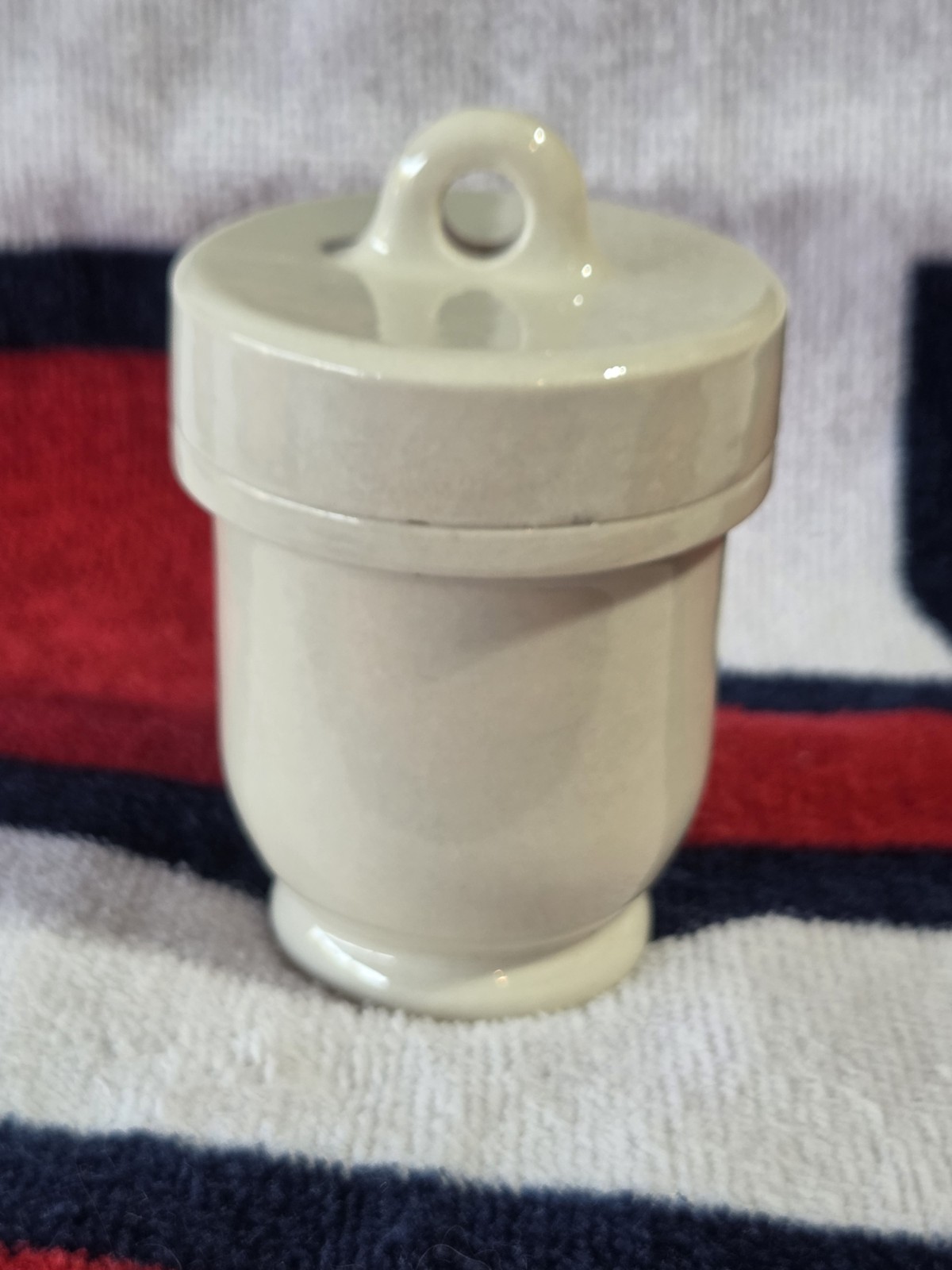 (1920's-30's) vintage Ceramic Egg Coddler made in England (1920's-30's) vintage Ceramic Egg Coddler made in England