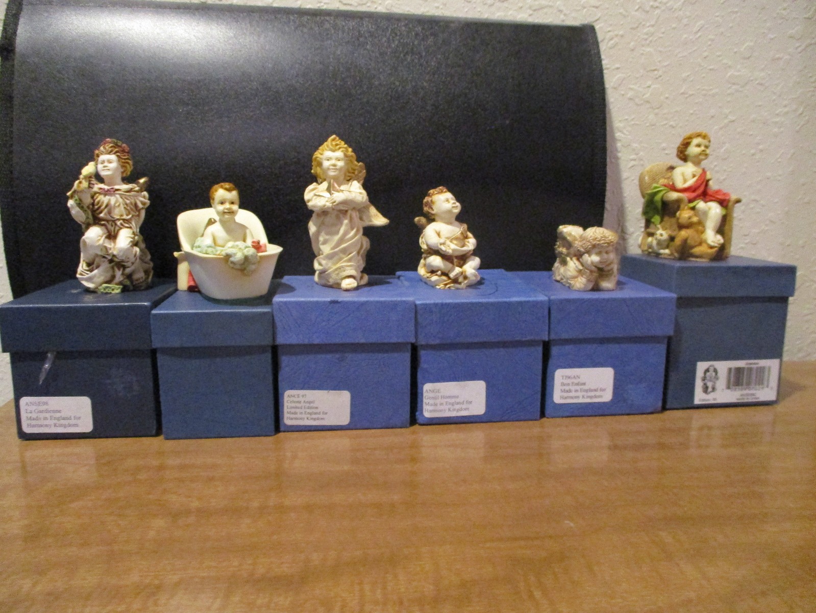 Close Out 6 Angel Sale Harmony Kingdom Gardienne, Noel, Celeste, Gentil Homme +2