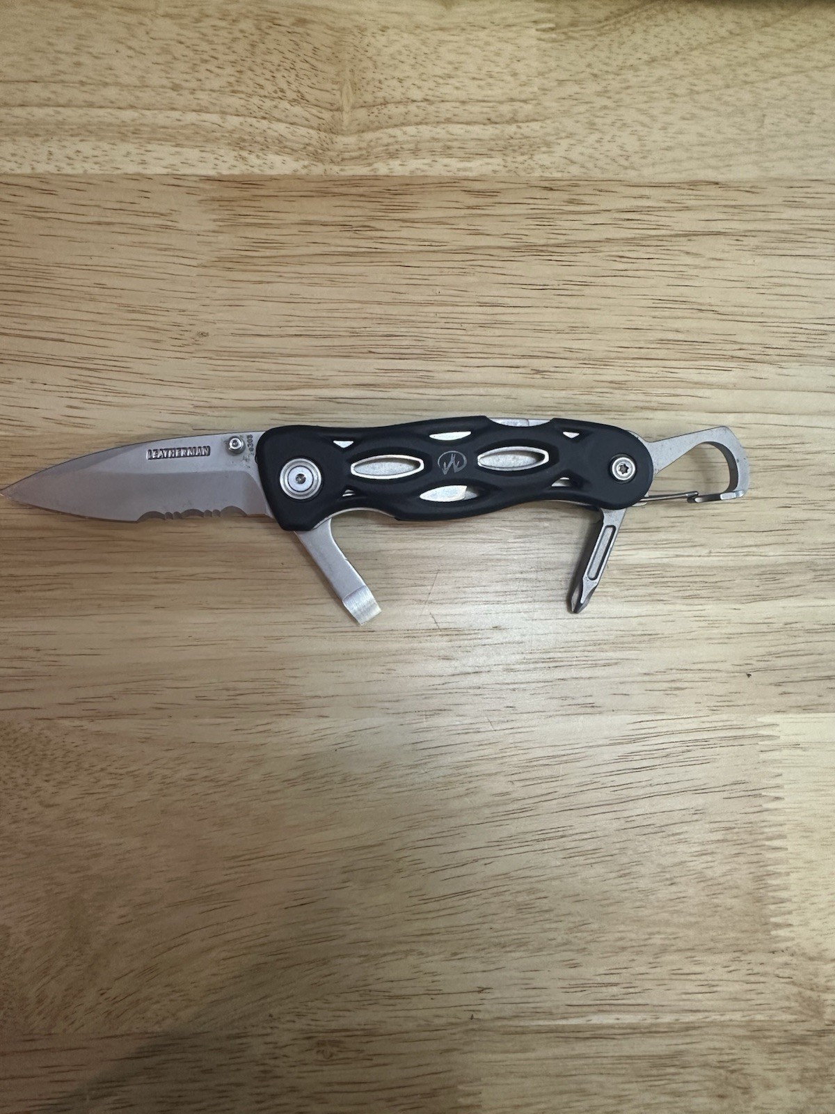 Retired Leatherman e303 Multi Tool Pocket Knife Combo Blade Screwdrivers Retired Leatherman e303 Multi Tool Pocket Knife Combo Blade Screwdrivers