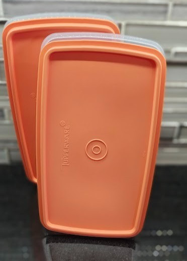 Tupperware Snack n Stor Slim Deli Keeper YOU GET 2 CONTAINERS 2.5 cup LIDS NEW Tupperware Snack n Stor Slim Deli Keeper YOU GET 2 CONTAINERS 2.5 cup LIDS NEW