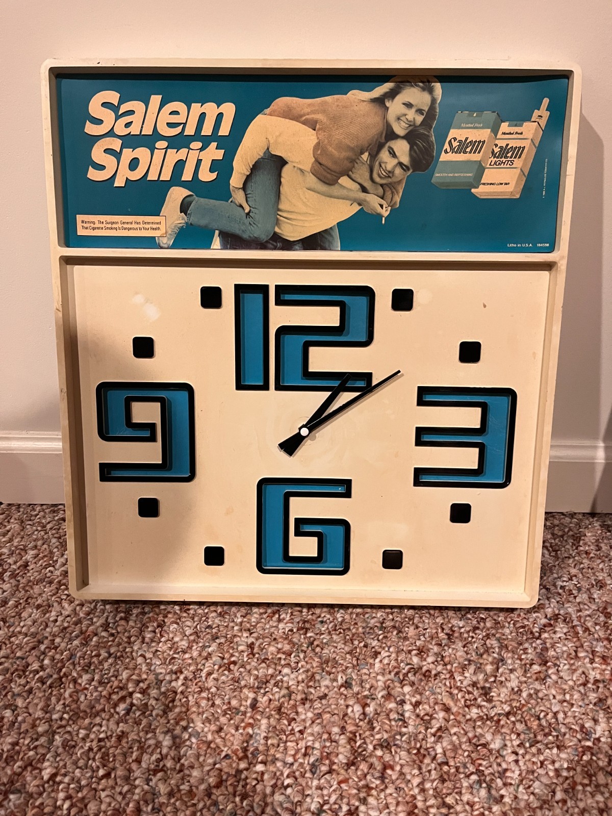 Vintage Salem Spirit Cigarette Clock