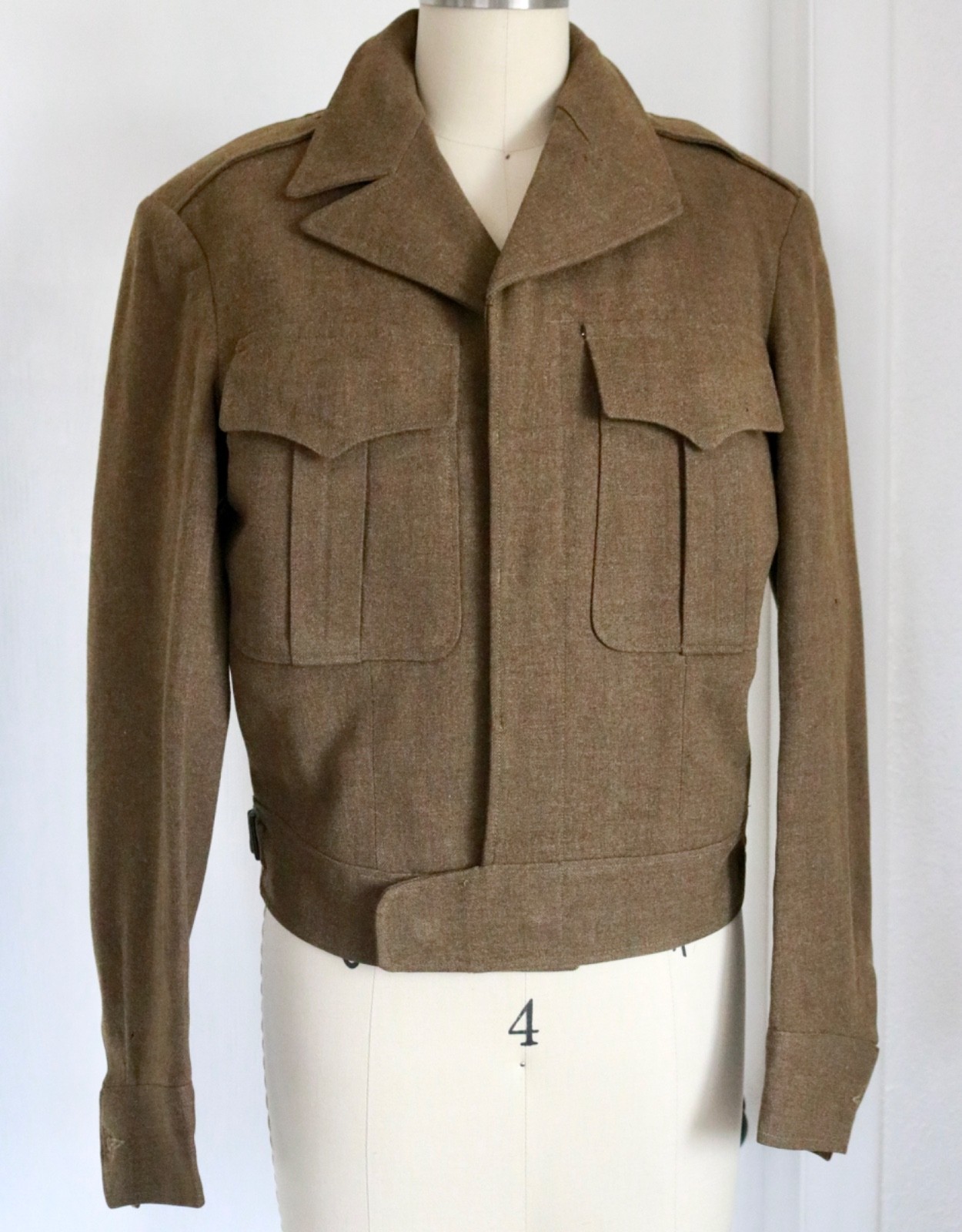 Vintage Mens 34R WWII OD Green Wool Crop USA Military Field Jacket WW2 Vintage Mens 34R WWII OD Green Wool Crop USA Military Field Jacket WW2