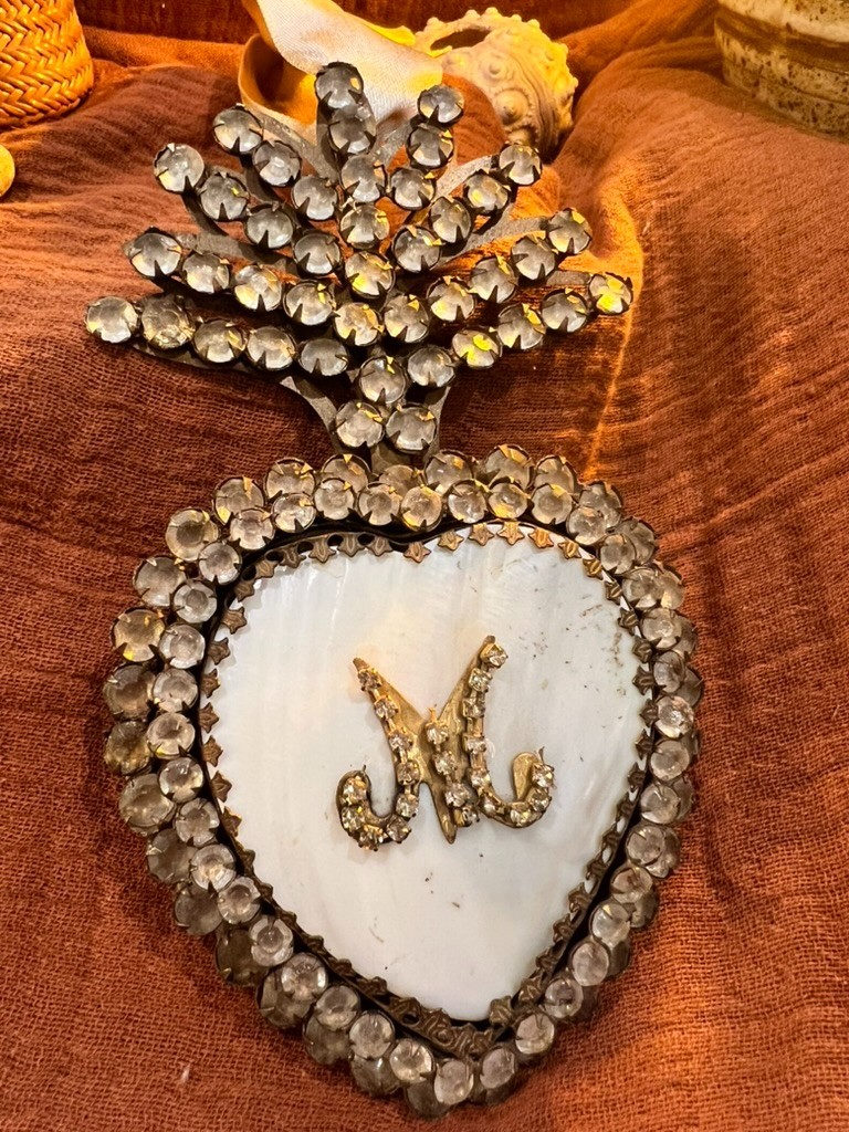 Vintage Ex Voto Sacred Heart Wall Locket Mother of Pearl Brass Rhinestone Crown