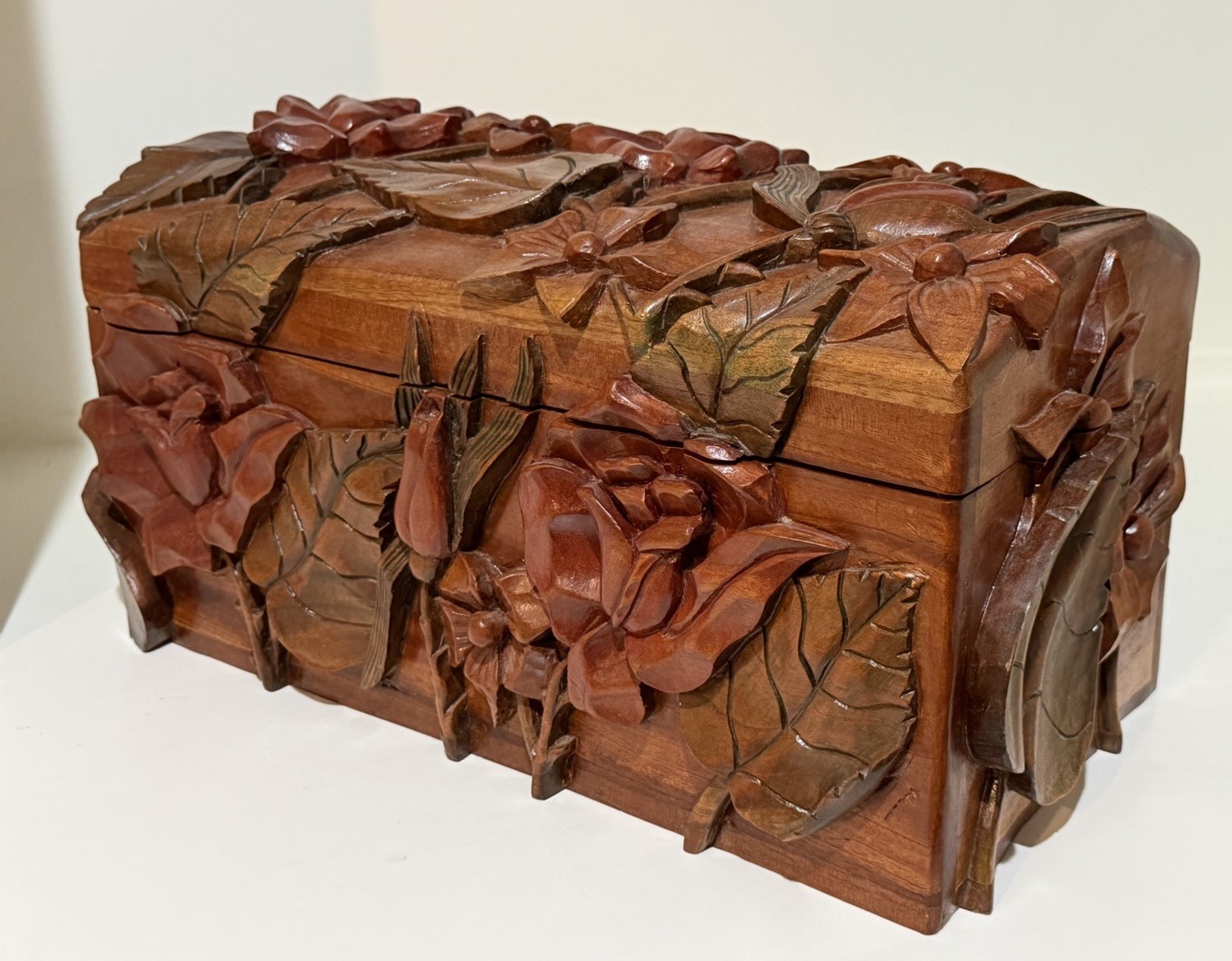 VTG Hand Carved Honduran Mahogany Trunk Box Valle de Angeles Signed Sergio H 17”