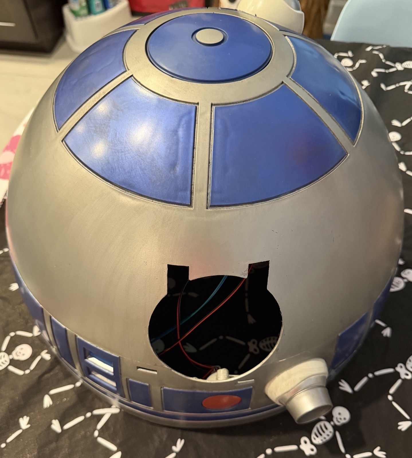 Star Wars R2-D2 Head Assembly Part Home Depot Replacement Part HTF Rare READ New Star Wars R2-D2 Head Assembly Part Home Depot Replacement Part HTF Rare READ New