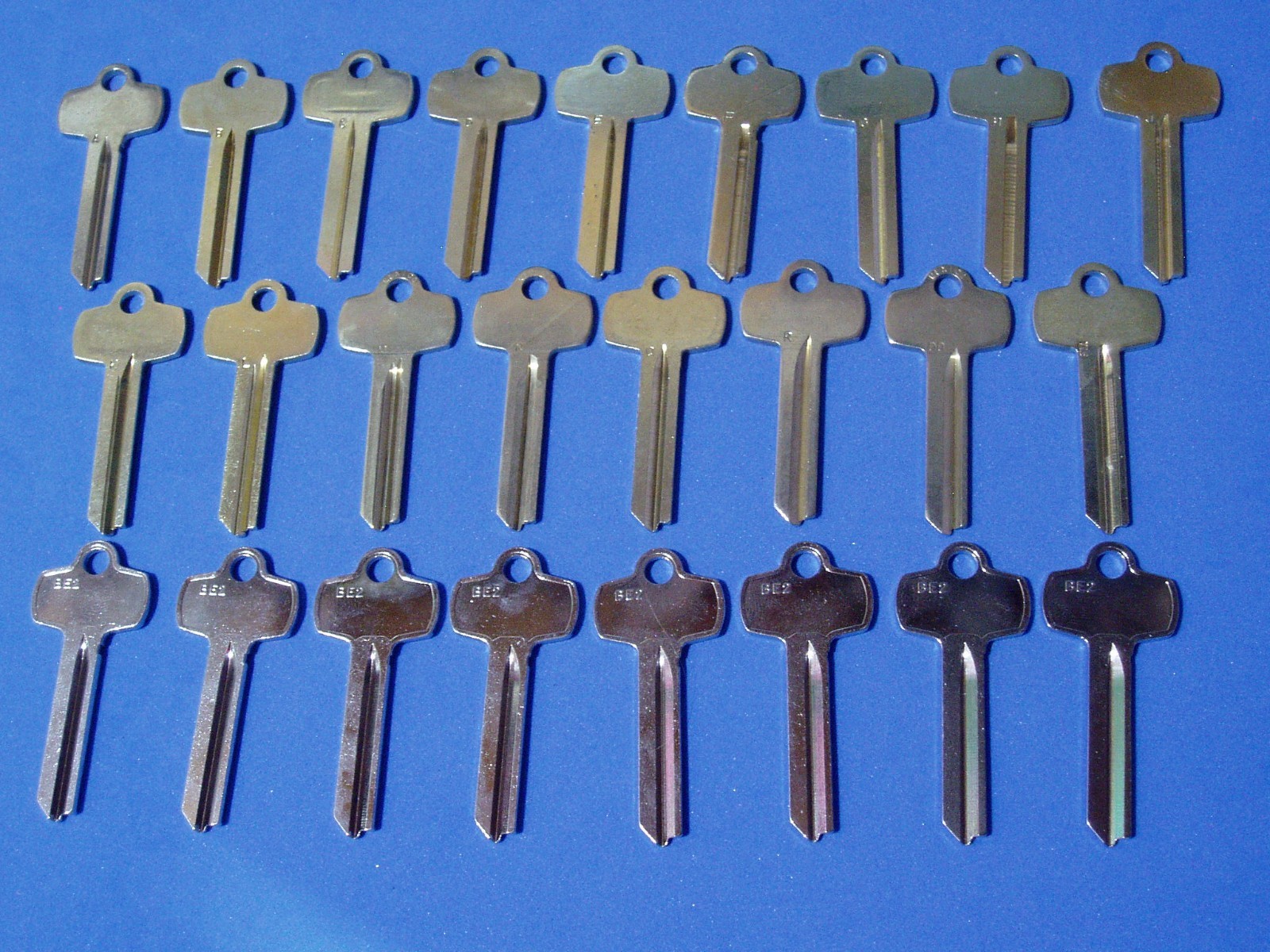TWENTY FIVE PIECE KEY BLANK ASSORTMENT FITS BEST TWENTY FIVE PIECE KEY BLANK ASSORTMENT FITS BEST
