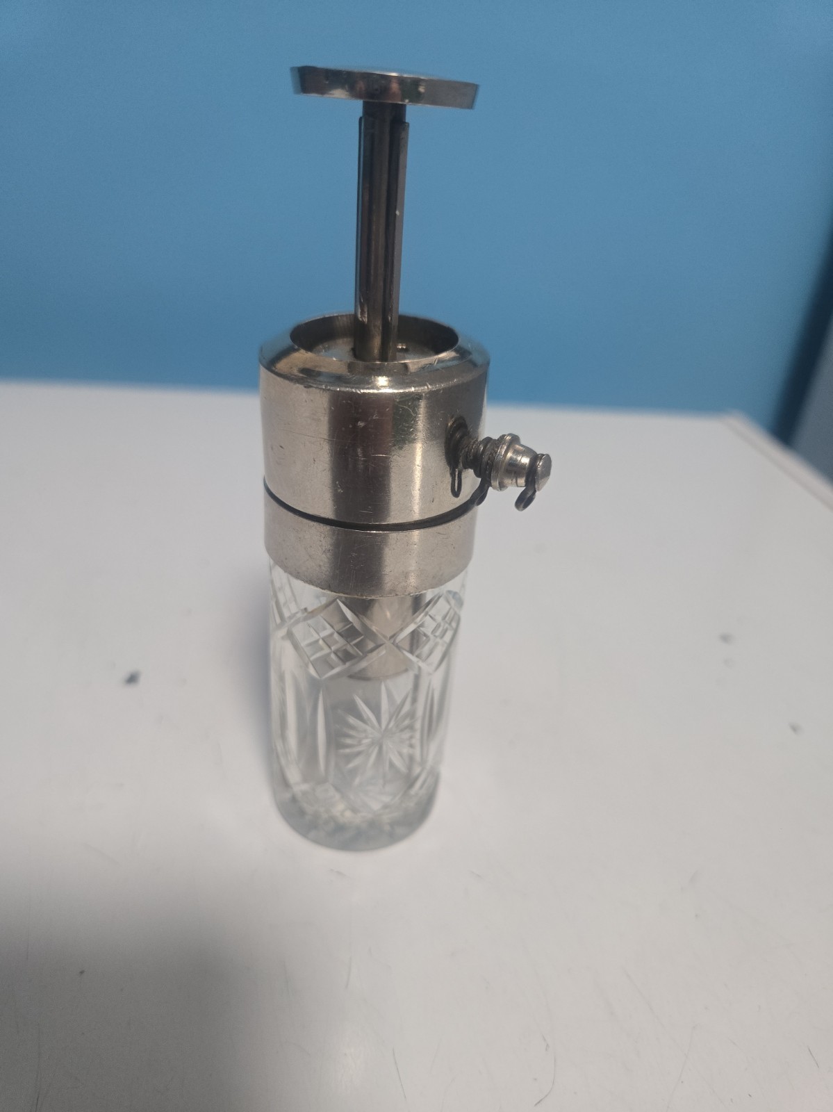 Title: Vintage Marcel Franck L'Escale Perfume Atomizer Cut Crystal Bottle France Title: Vintage Marcel Franck L'Escale Perfume Atomizer Cut Crystal Bottle France