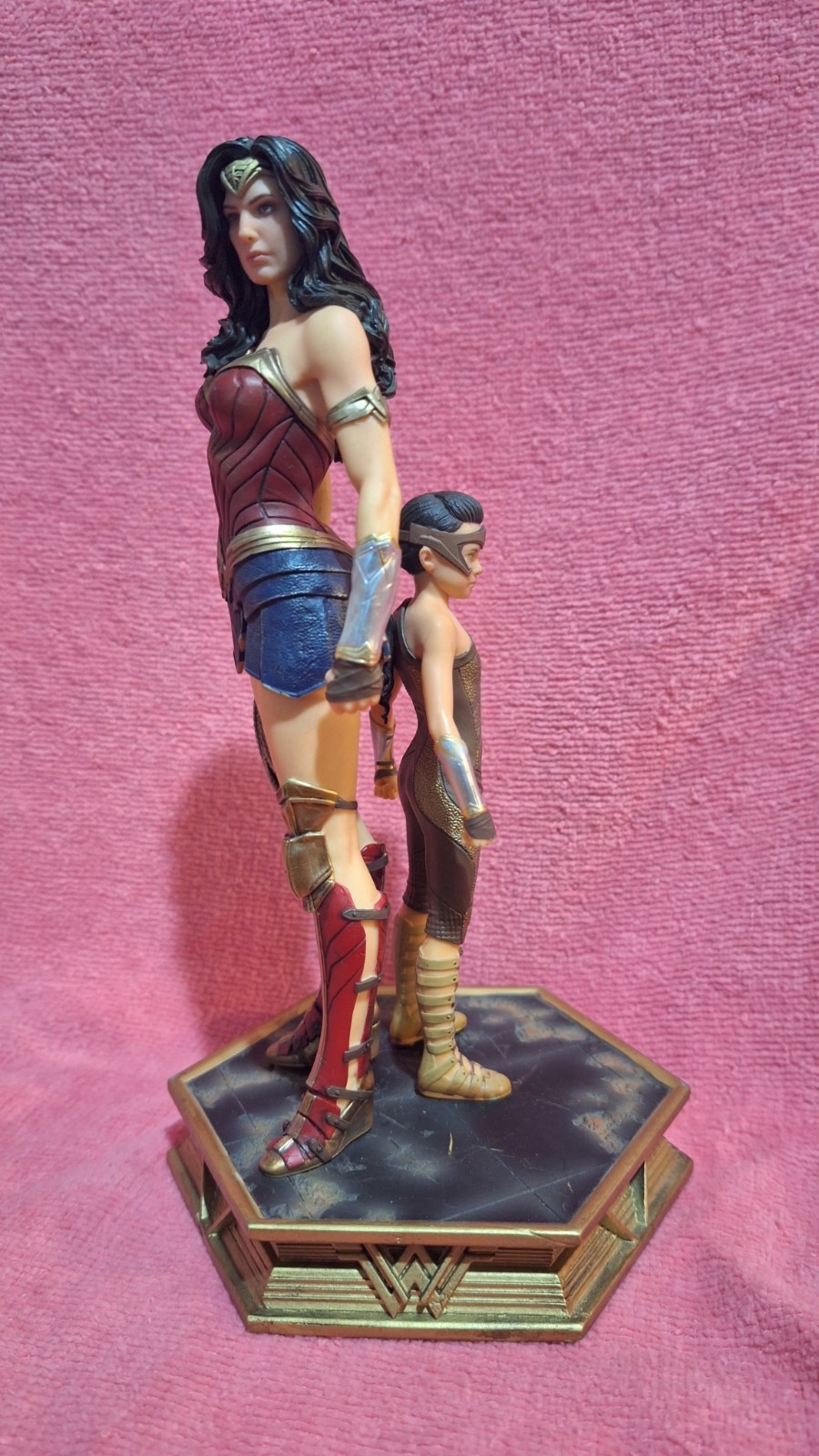 Iron Studios Wonder Woman and Young Diana 1/10 Deluxe Statue WW84 loose, no box 