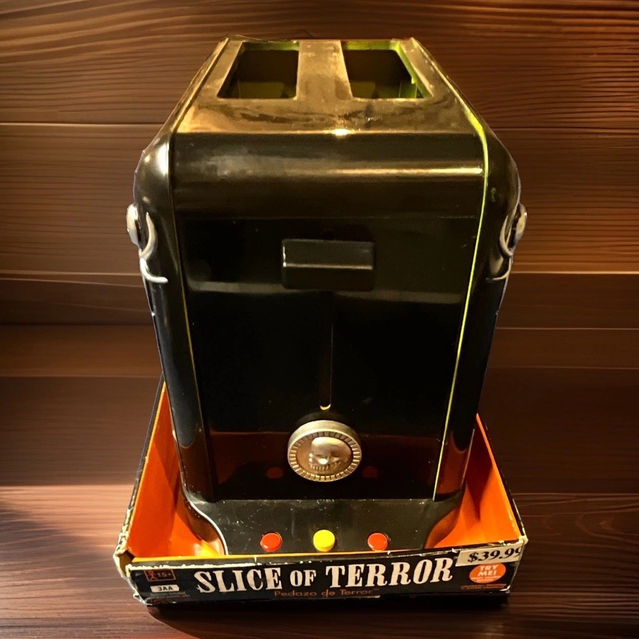 TekkyToys Slice of Terror Haunted Toaster Animated Halloween Prop Open Box WORKS