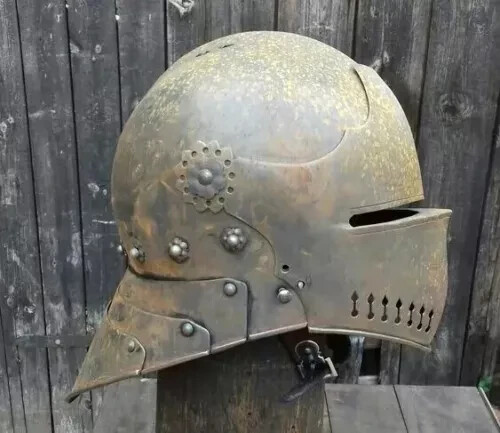Medieval Knight Sallet Helmet Steel Helmet Functional Old Rust Antique Medieval Knight Sallet Helmet Steel Helmet Functional Old Rust Antique