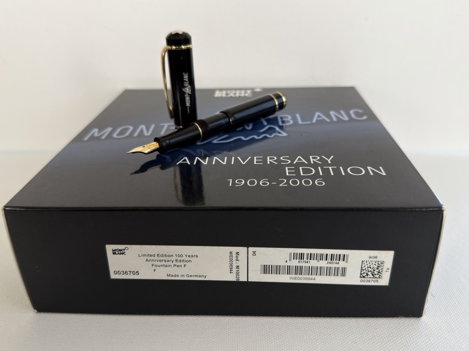 Montblanc 100th Anniversary Edition Historical Pen Fountain Pen 18k Gold M Nib
