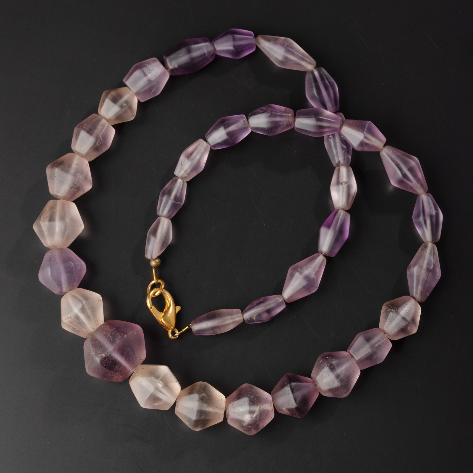 Near Eastern Antique Faceted Amethyst Gem-Quality Bead Necklace Near Eastern Antique Faceted Amethyst Gem-Quality Bead Necklace