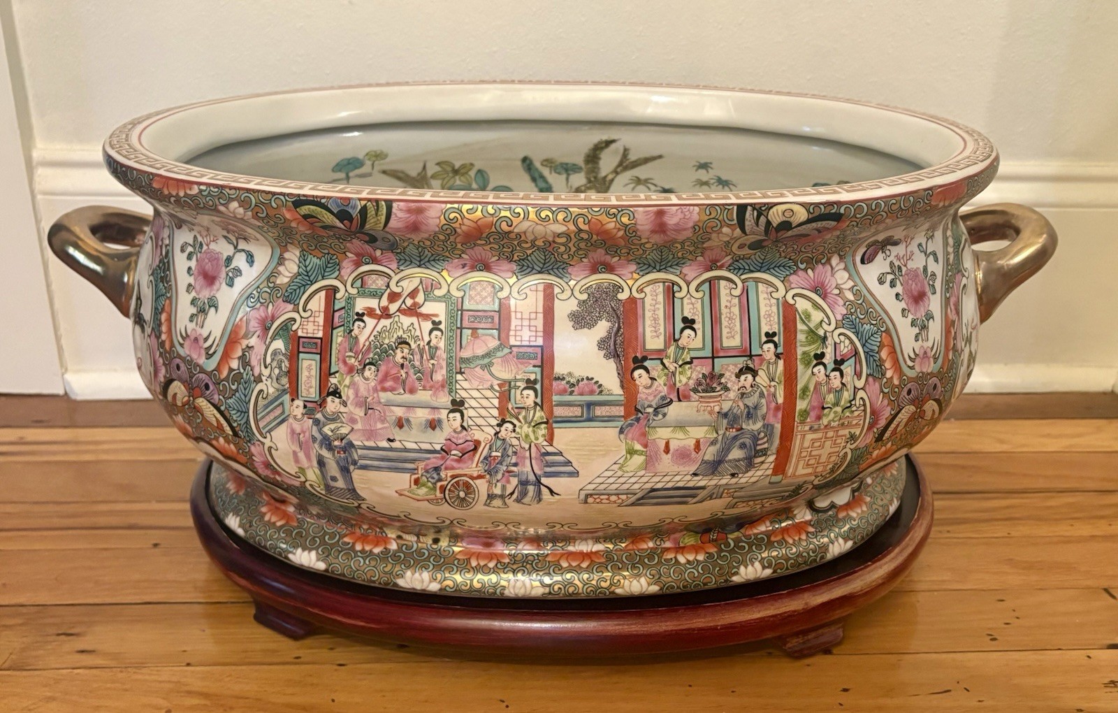 Antique Vintage Chinese Rose Medallion Porcelain Foot Bath Basin Planter - 23