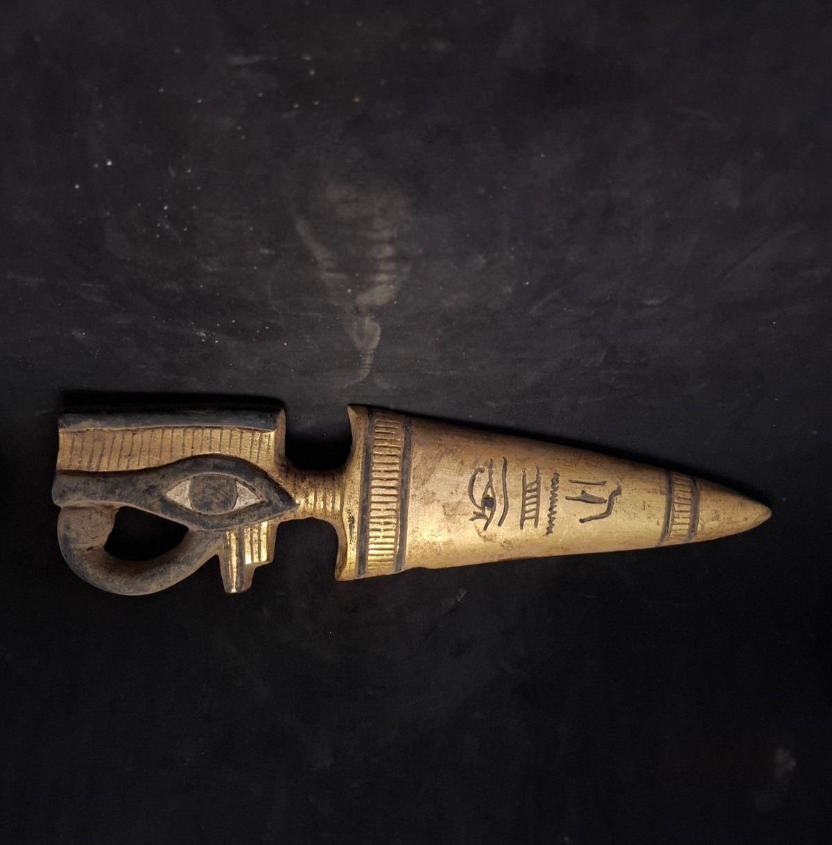 RARE ANCIENT EGYPTIAN Pharaonic dagger. Eye of Horus dagger BC