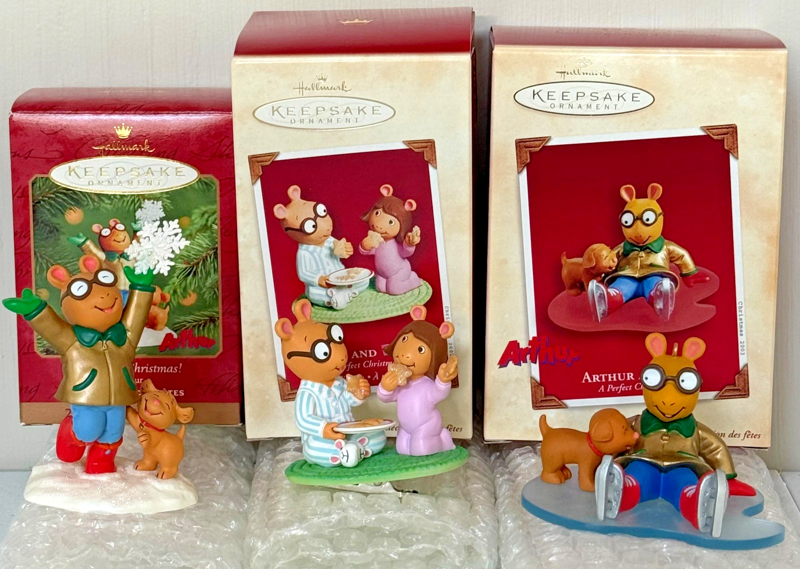 Hallmark ARTHUR: A PERFECT CHRISTMAS Set of 3 - 2001, 2002, 2003 - D.W. & Pal Hallmark ARTHUR: A PERFECT CHRISTMAS Set of 3 - 2001, 2002, 2003 - D.W. & Pal