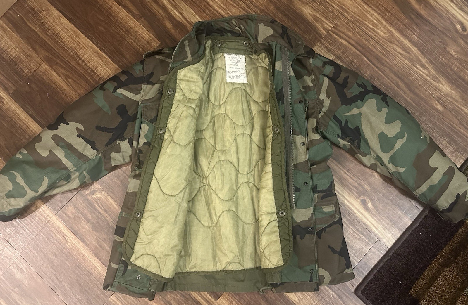 Authentic VTG M65 Cold Weather Field Jacket with Removable Liner - Woodland Camo Authentic VTG M65 Cold Weather Field Jacket with Removable Liner - Woodland Camo