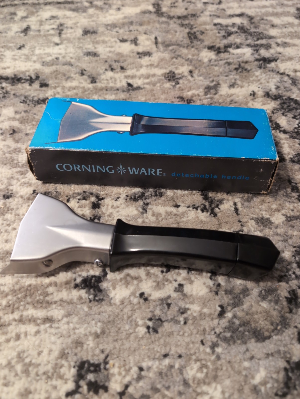 VINTAGE CORNING WARE DETACHABLE/LOCK-ON HANDLE P-10-HG W/ ORIGINAL BOX VINTAGE CORNING WARE DETACHABLE/LOCK-ON HANDLE P-10-HG W/ ORIGINAL BOX