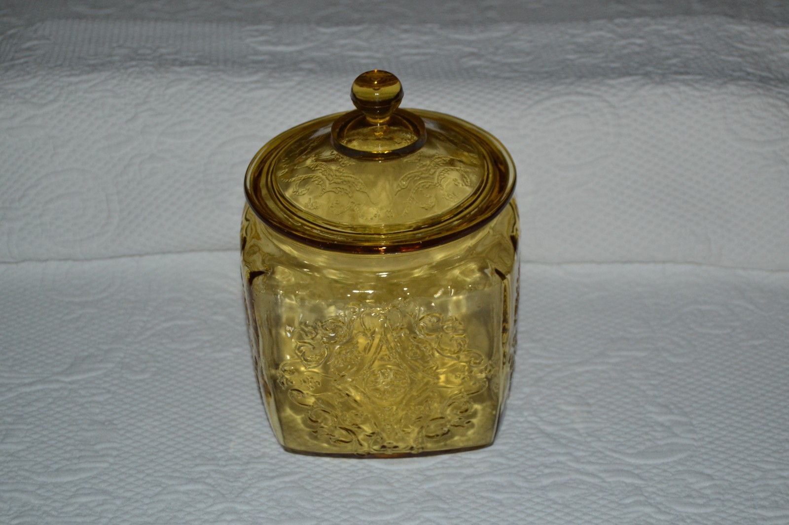 Vintage Federal Amber Yellow Madrid Depression Square Glass Cookie Jar with Lid.