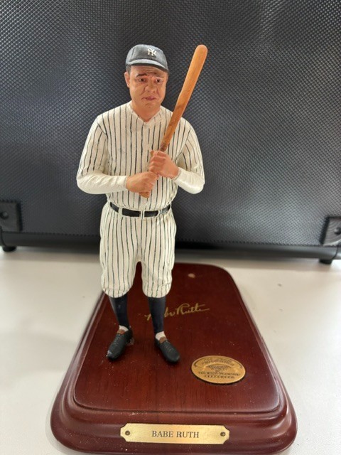 Babe Ruth Custom Danbury Mint Figurine Display