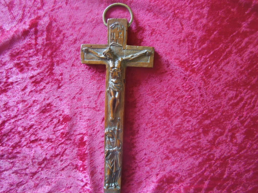 J6004 ANTIQUE 17/18th WOOD RELIQUARY WALL  HANGING CROSS NETHERLANDS  SEE DESCR