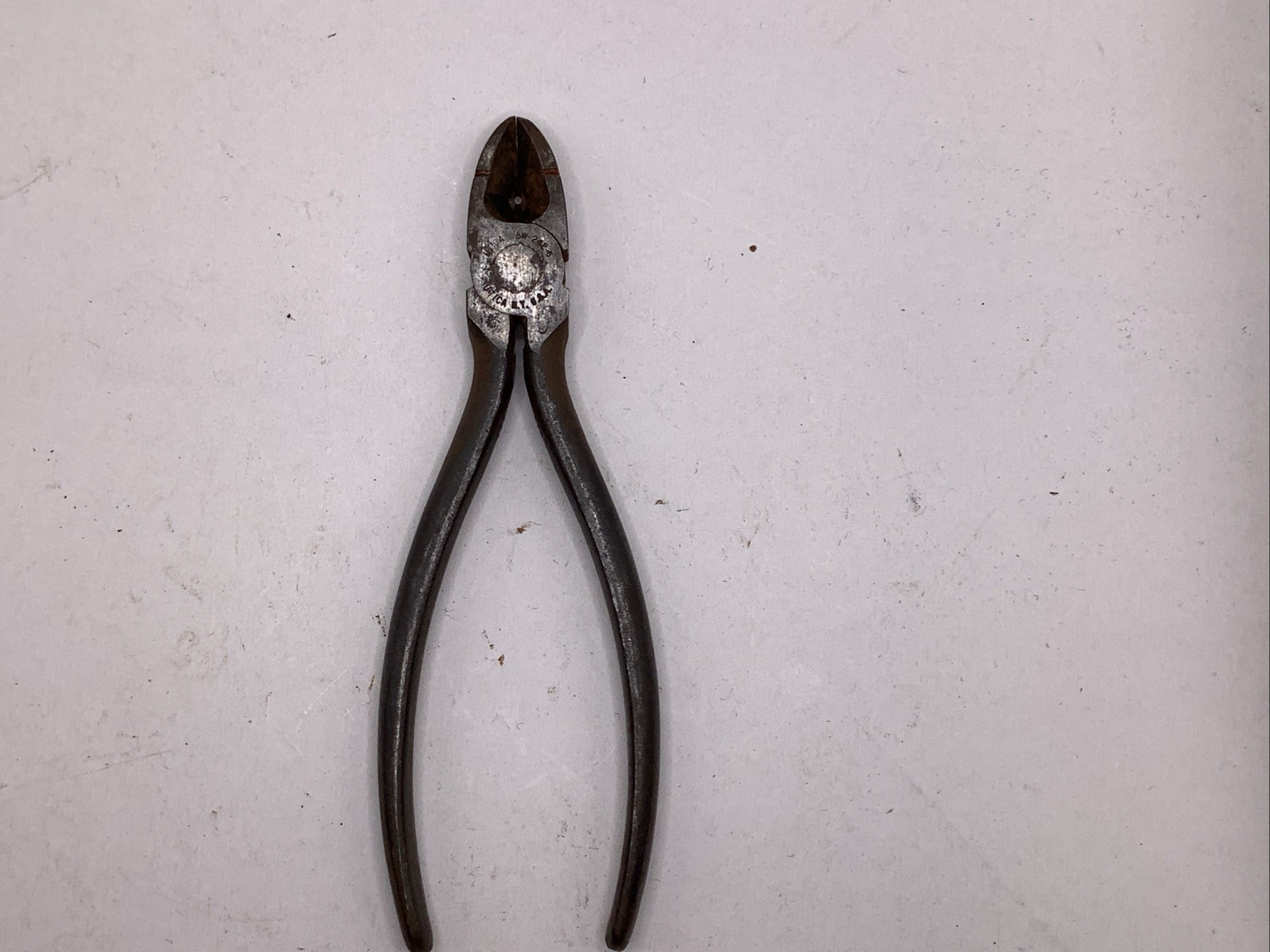 Vintage UTICA 8W-242-6 BELL SYSTEM 6” Diagonal Pliers Vintage UTICA 8W-242-6 BELL SYSTEM 6” Diagonal Pliers