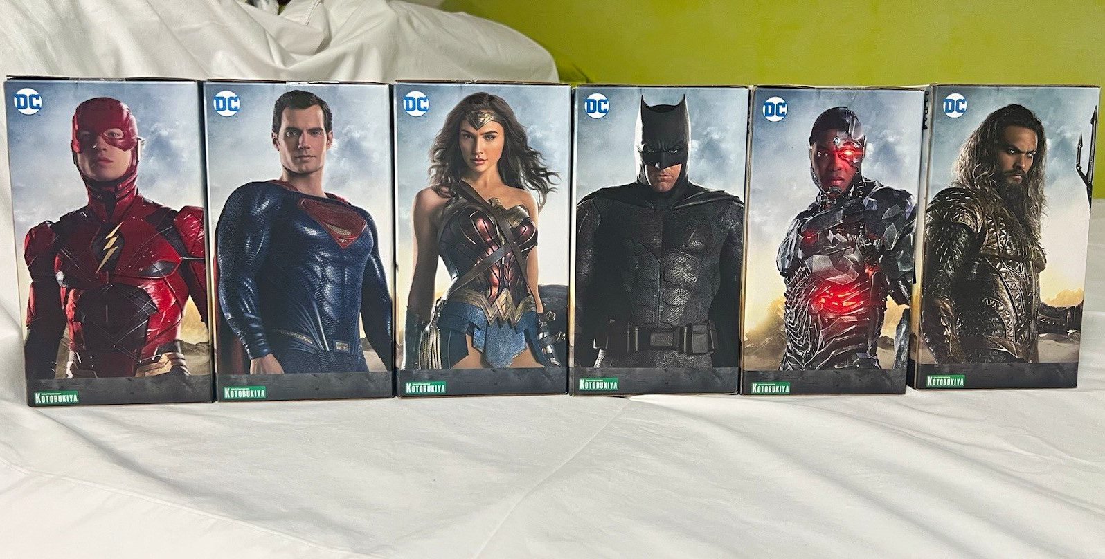 Authentic Kotobukiya ARTFX+ Justice League 1:10 Figure Set (6) Batman Superman