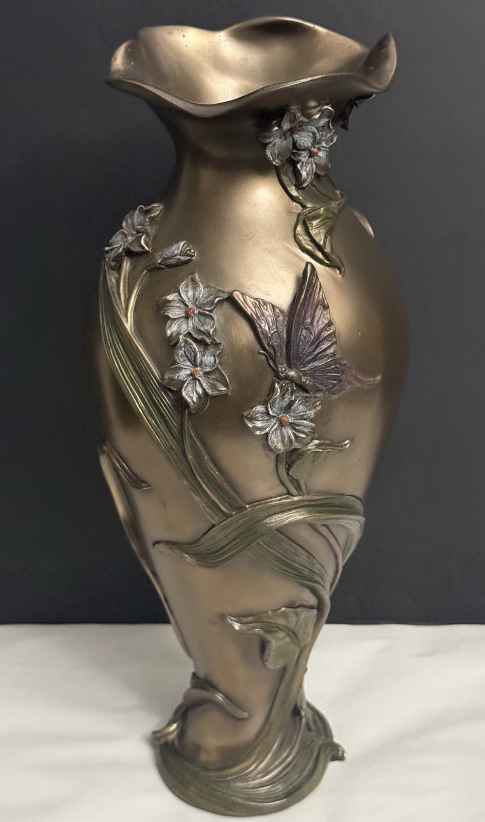Summit Collection “Past Times” Floral Butterfly Leaves Design Decorative Vase Summit Collection “Past Times” Floral Butterfly Leaves Design Decorative Vase