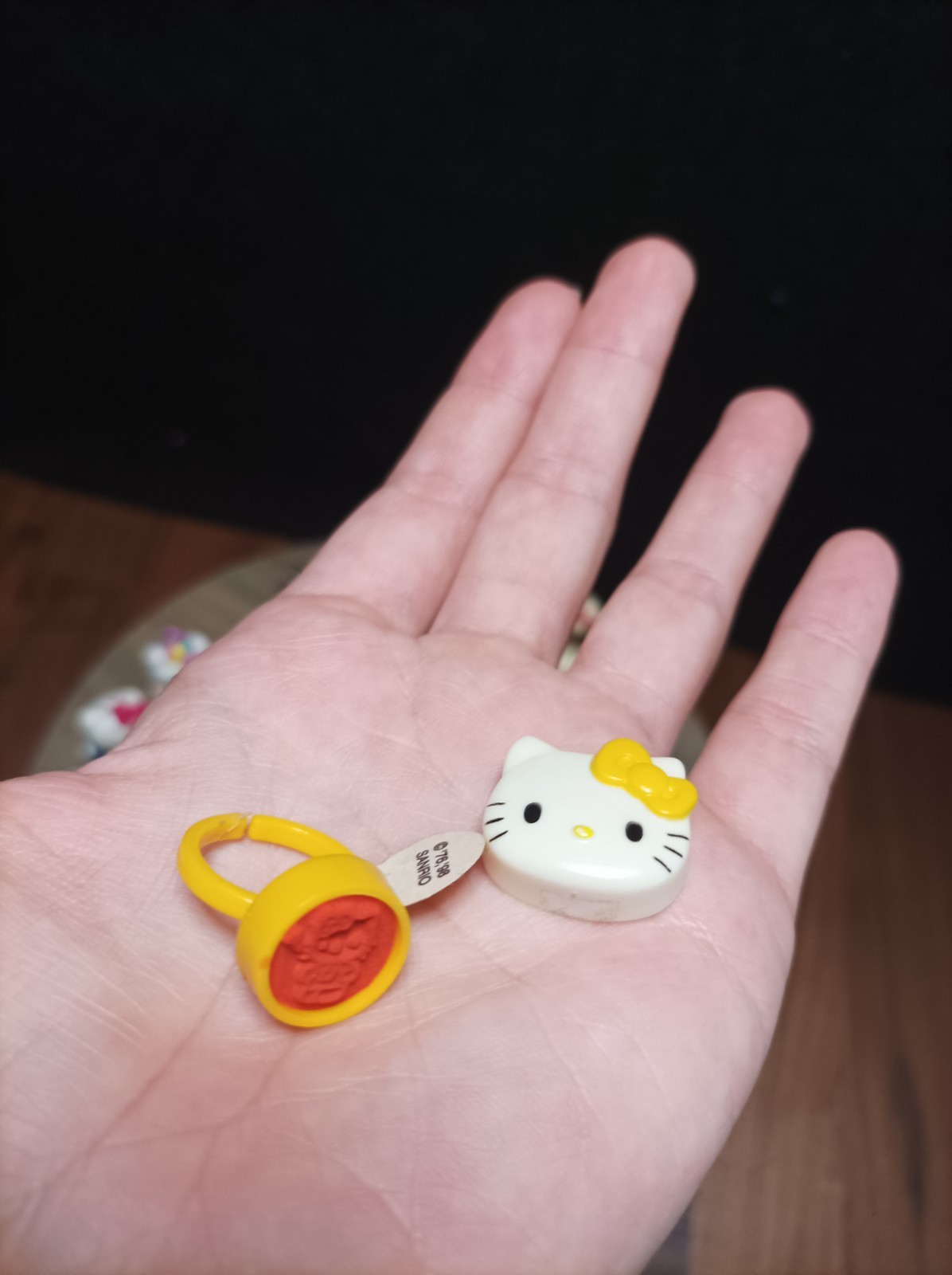 Vintage 1998 Hello Kitty Ring Stamp Sanrio Heisei Retro Y2K Kawaii Unused Mint Vintage 1998 Hello Kitty Ring Stamp Sanrio Heisei Retro Y2K Kawaii Unused Mint