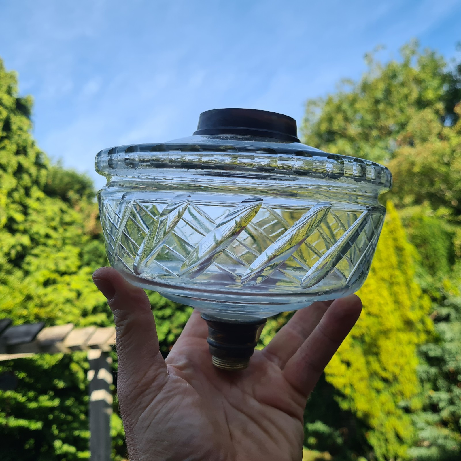Original Heavy Victorian Diamond Cut Glass Oil Lamp Font 23mm Fitter