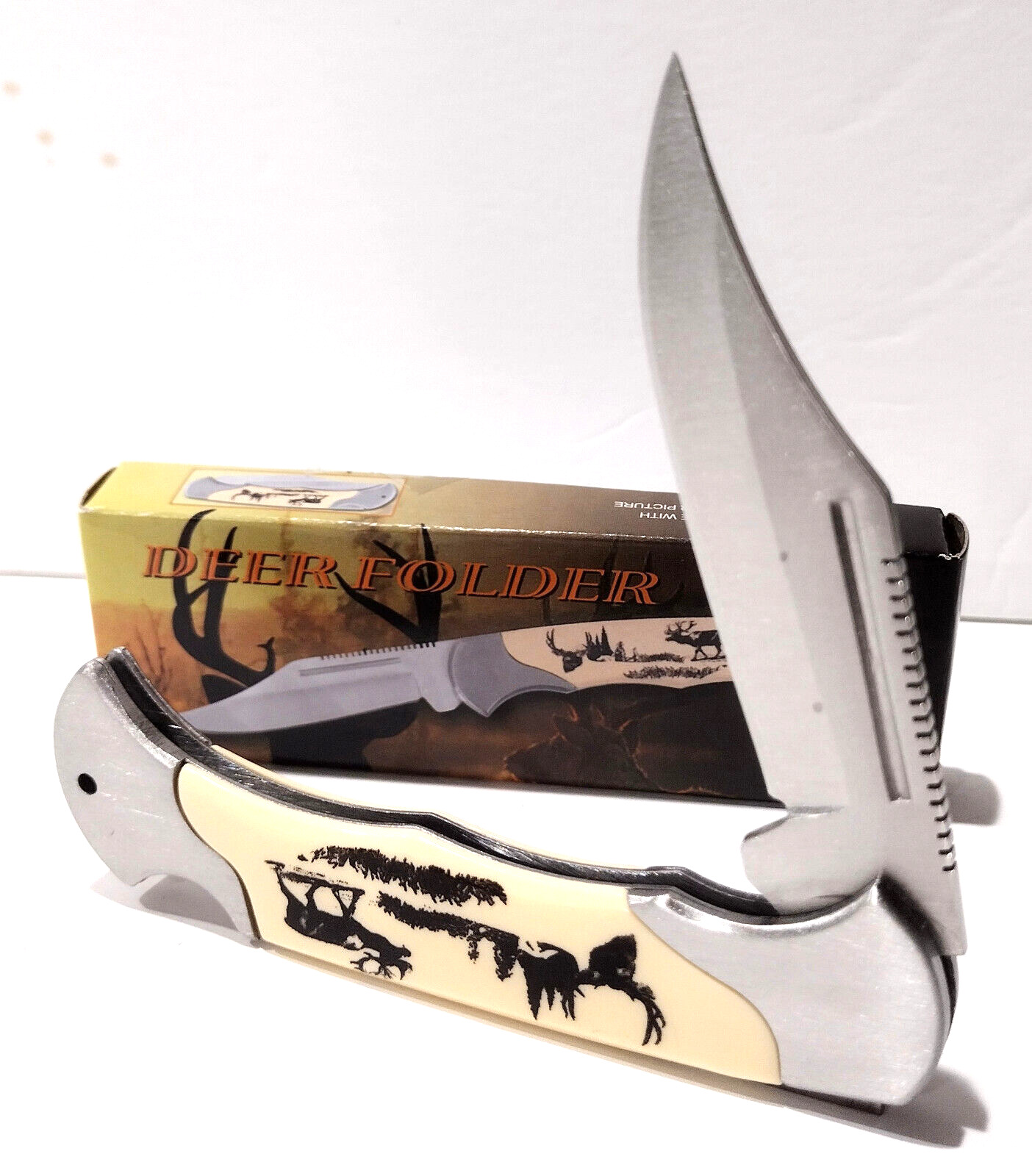 White Smooth Bone Buck Deer Scrimshaw Hunting Skinning Lockback Pocket Knife