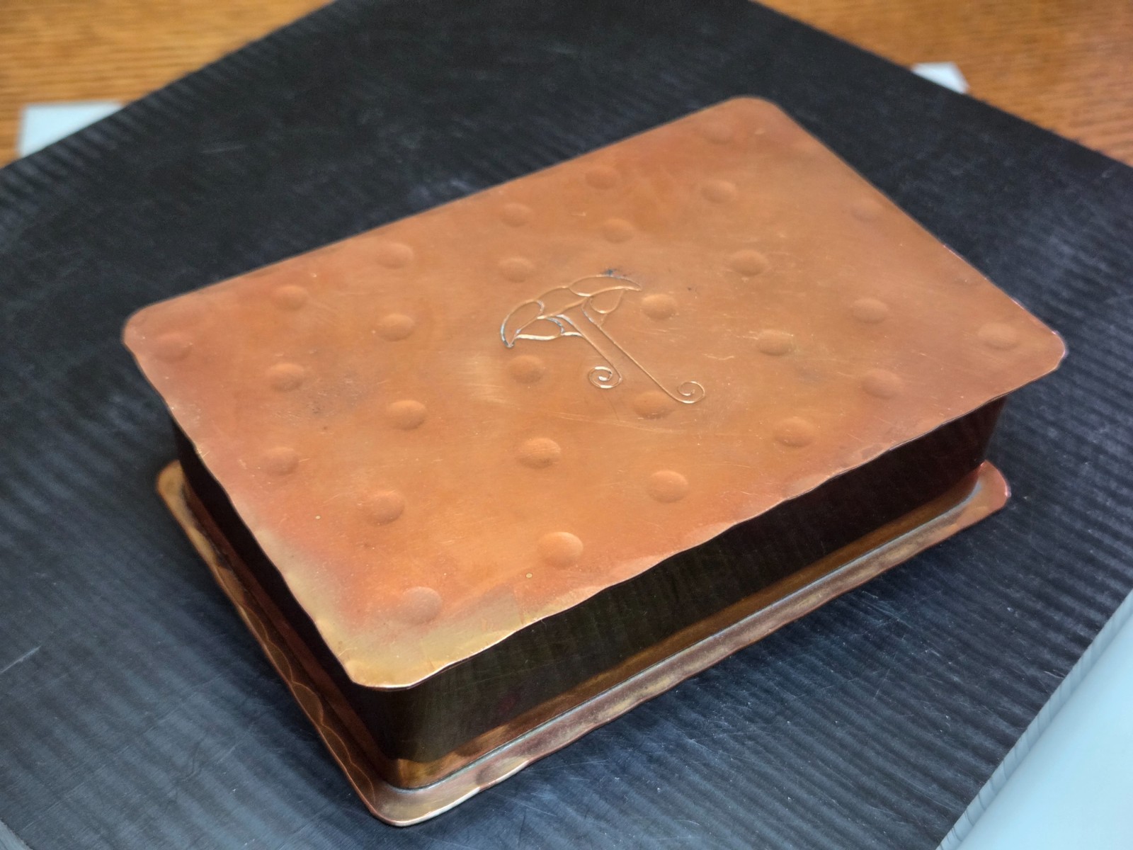 VTG 1920-30s Roycroft Hammered and Flat Copper Cigarette Box Stamped -Very RARE VTG 1920-30s Roycroft Hammered and Flat Copper Cigarette Box Stamped -Very RARE