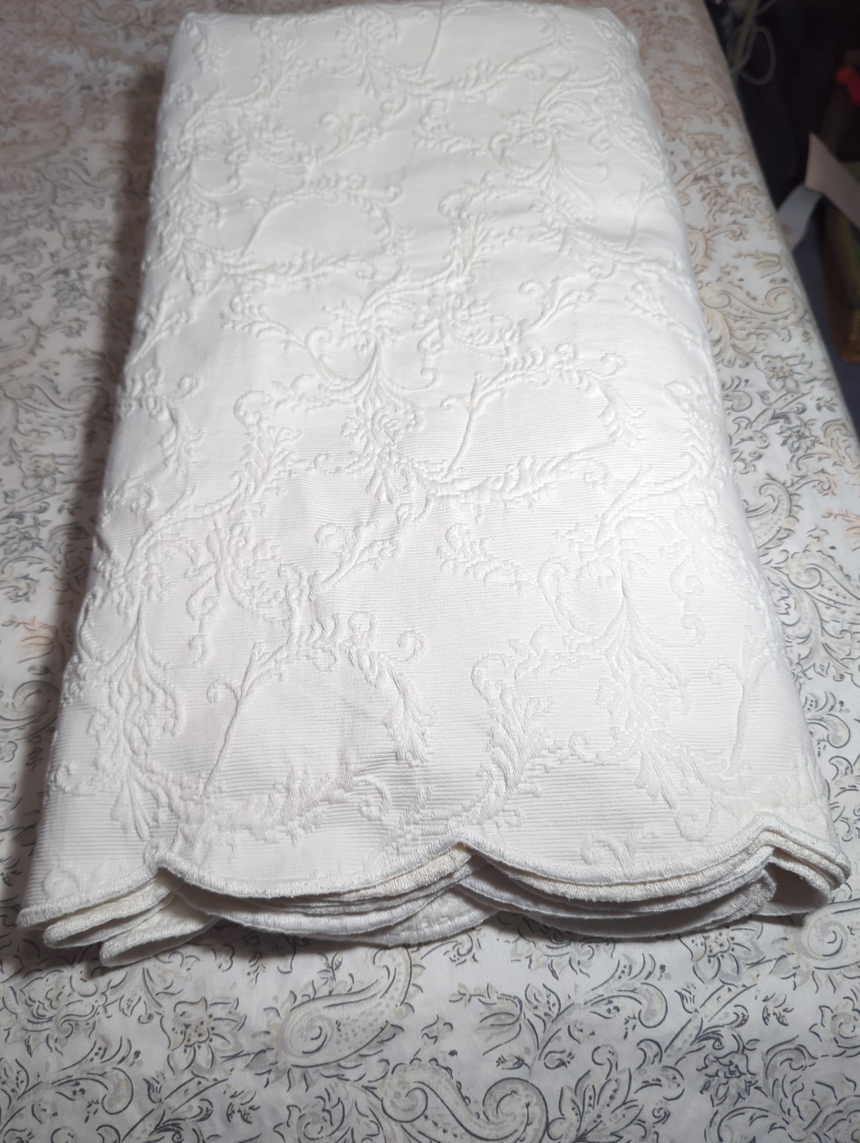 Docofil Blanket Matelassé Weave Portugal Textured 100% cotton  96