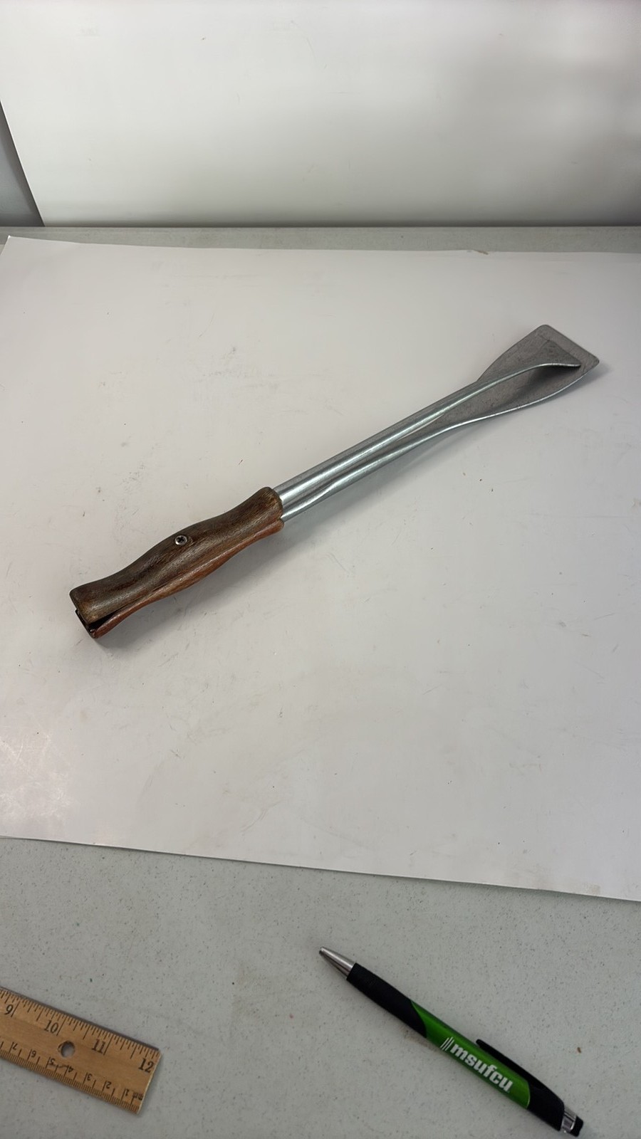 Vintage B.&B. St. Paul Minn USA Manual Tire Spreader Tool Vintage B.&B. St. Paul Minn USA Manual Tire Spreader Tool