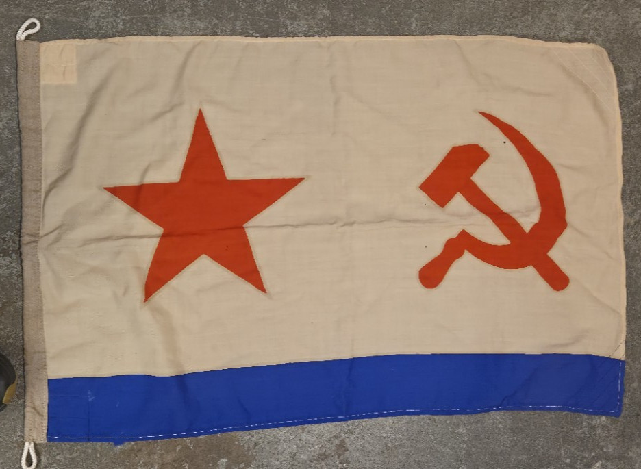 Cold War Era original 2nd pattern ensign of the Soviet Navy, 1931 to 1950