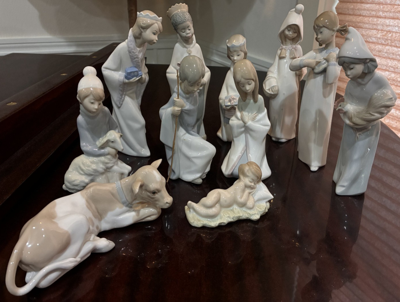 Lladro Children's Nativity Set 11 pieces Retired Glossy Finish Excellent