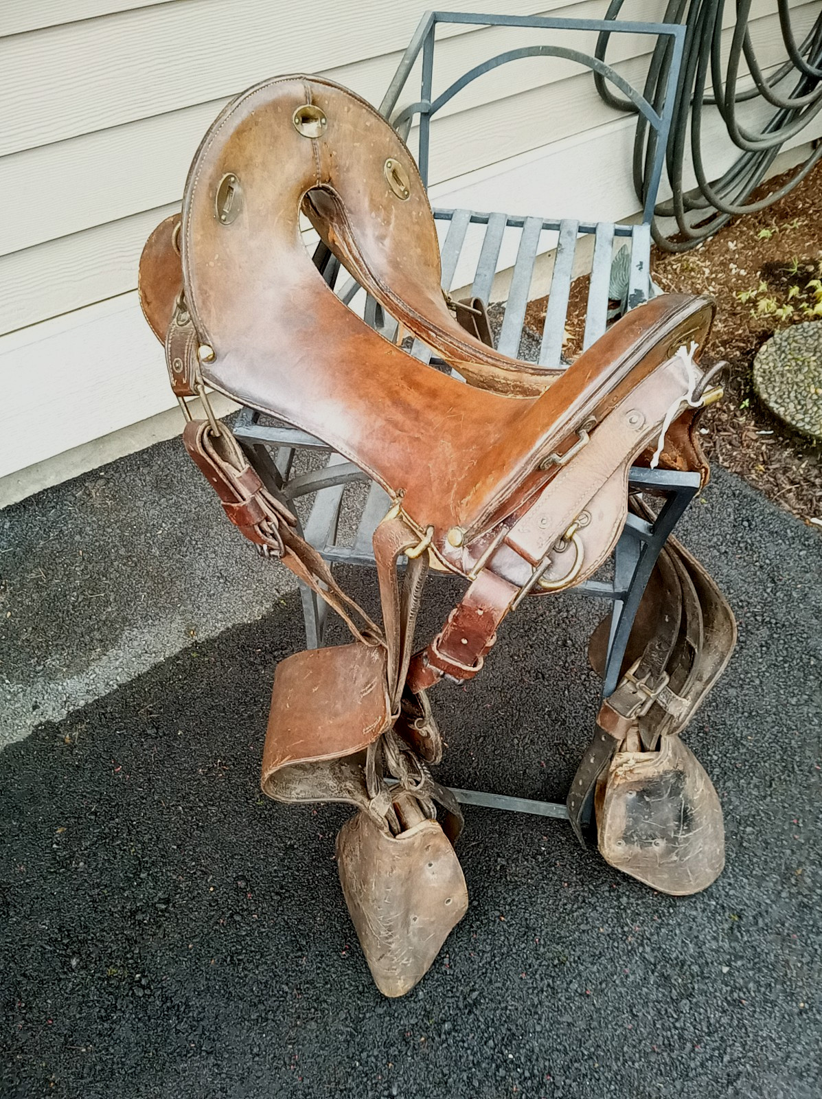 Vintage antique McClellan WW1 saddle 12 inch seat Spalding 1917